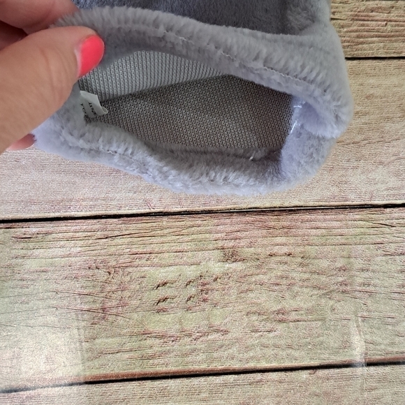 Vtg Disney 90's Pocahontas Meeko the Racoon Hand Puppet Mattel Gray Black Plush - Picture 9 of 13